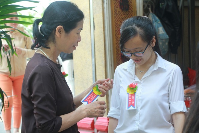 Đưa con lên chùa dạy chữ Hiếu ngày lễ Vu lan - ảnh 2