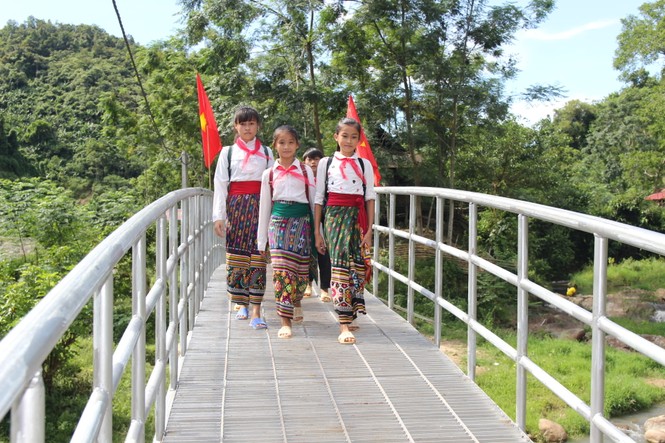 Nghệ An: Tưng bừng ngày hội khai trường - ảnh 6