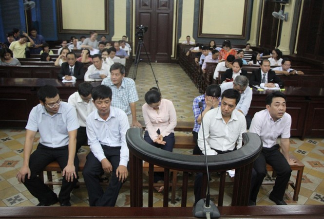 Vụ buôn lậu thuốc chữa ung thư: Đường đi của 7,5 tỷ đồng