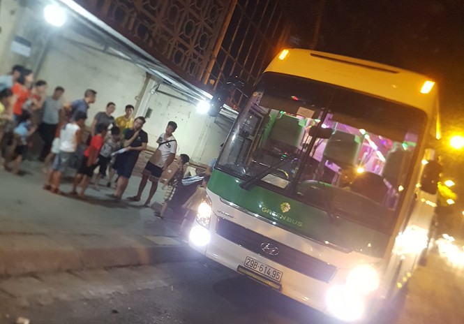 Theo chân những chiếc 'xe vua': Khi khách sạn thành bến xe trá hình - ảnh 2