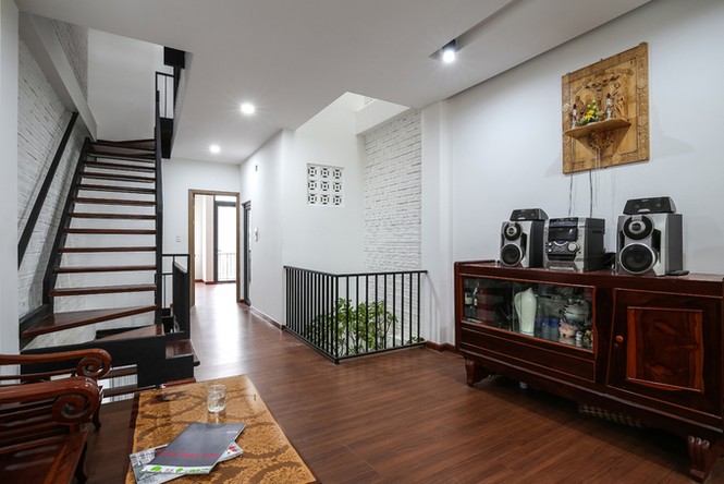 Nhà 4 tầng hiện đại, sang trọng chưa tới 900 triệu đồng - ảnh 6