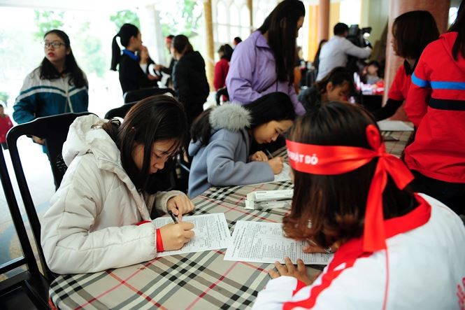 Chủ nhật Đỏ ở Thanh Hóa: Xuất hiện nhiều 'thủ lĩnh' hiến máu cứu người - ảnh 3