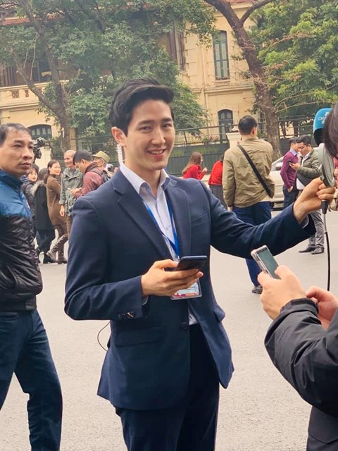 Chàng phóng viên Hàn 'gây bão' ở Hà Nội hứa trở lại Việt Nam - ảnh 5