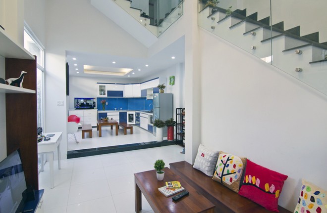 Nhà phố 3 tầng 50m2 chỉ 1 tỷ đồng đẹp xa hoa tới khó tin - ảnh 2