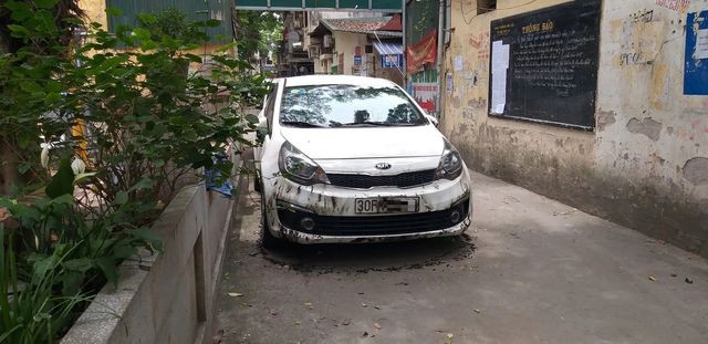 Diễn biến mới vụ ô tô bị cháy nham nhở trong khu tập thể Kim Liên - ảnh 1