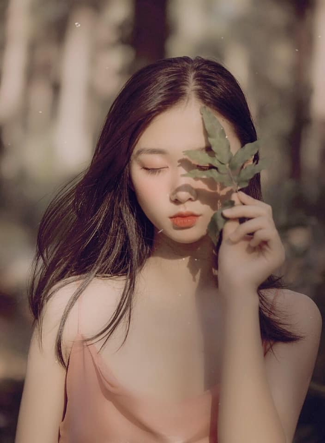 Vừa là tân sinh viên, hot girl Quảng Bình đã thành tâm điểm chú ý - ảnh 13