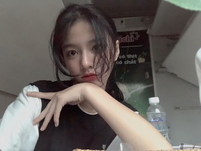 Vừa là tân sinh viên, hot girl Quảng Bình đã thành tâm điểm chú ý - ảnh 8