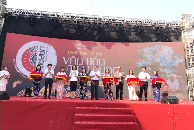 Hơn 5.000 khán giả dự khai mạc Lễ hội Văn hoá - Tiêu dùng Nhật Bản - ảnh 1