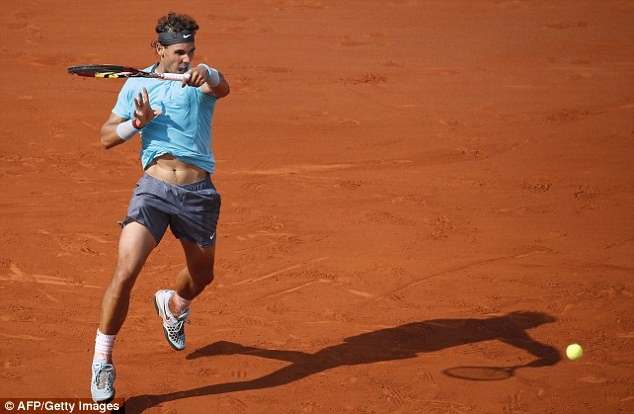 Nadal khóc như mưa trên bục đăng quang - ảnh 1
