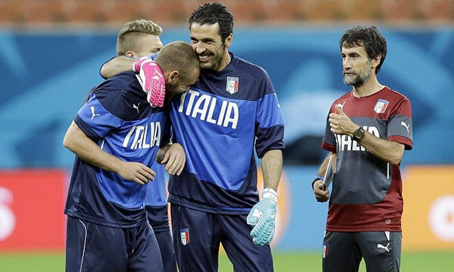 RADIO WORLD CUP tối 14/6: Italia nhận tin dữ từ Gianluigi Buffon - ảnh 1