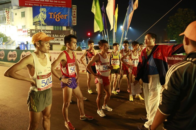 Tưng bừng đua tài Việt dã Tiền Phong - ảnh 1