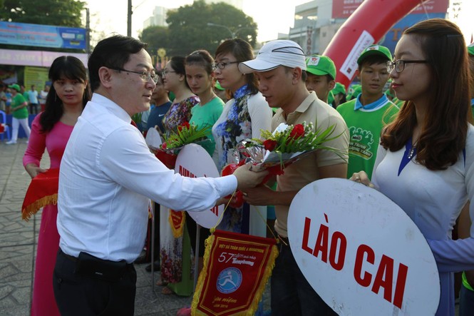 Tưng bừng đua tài Việt dã Tiền Phong - ảnh 28