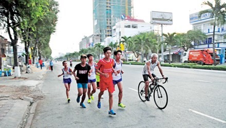 Tưng bừng đua tài Việt dã Tiền Phong - ảnh 11