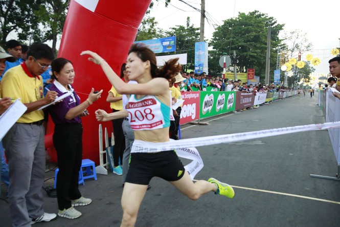 Tưng bừng đua tài Việt dã Tiền Phong - ảnh 20