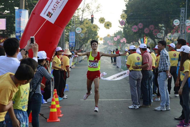 Tưng bừng đua tài Việt dã Tiền Phong - ảnh 42