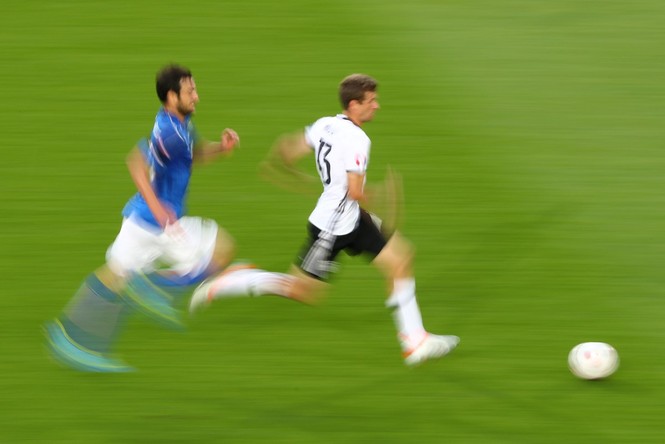 Hạ Italia ở loạt 'đấu súng', Đức lấy vé vào bán kết - ảnh 27