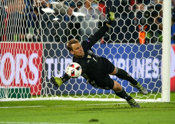 Hạ Italia ở loạt 'đấu súng', Đức lấy vé vào bán kết - ảnh 45