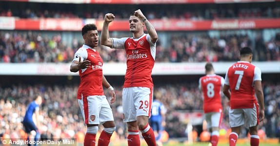 Arsenal vs M.U (2-0): Wenger rửa hận - ảnh 12