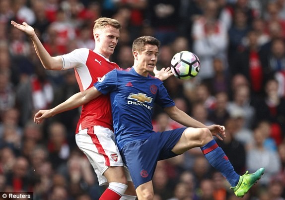 Arsenal vs M.U (2-0): Wenger rửa hận - ảnh 7