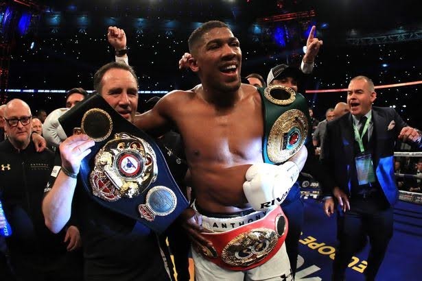 'Vua boxing' Anthony Joshua cổ vũ M.U - ảnh 1