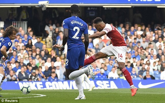 Marcos Alonso tỏa sáng, Chelsea hạ Arsenal ở derby London - ảnh 11