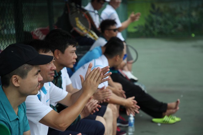 Tưng bừng khởi tranh giải quần vợt báo Tiền Phong - ảnh 12