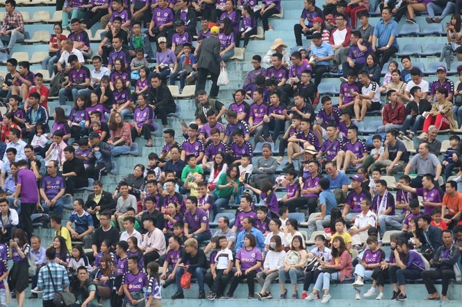 CĐV phủ kín khán đài Hàng Đẫy, tiếp lửa cho Siêu Cup Quốc gia - ảnh 11