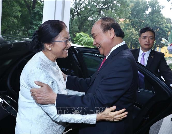 Việt Nam luôn nỗ lực hết sức mình để hỗ trợ nhân dân Lào anh em - ảnh 1