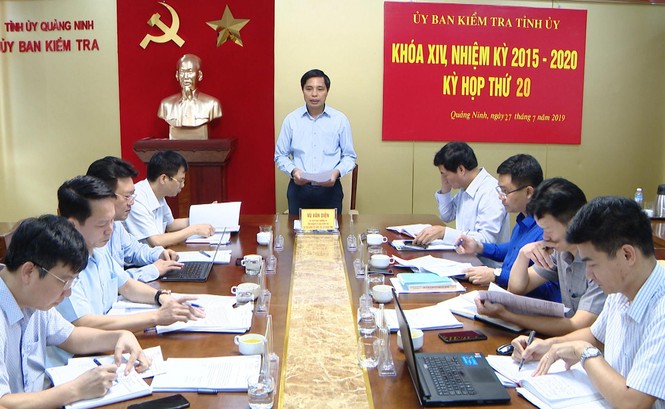 Yêu cầu kỷ luật Phó Chủ tịch huyện Vân Đồn - ảnh 1
