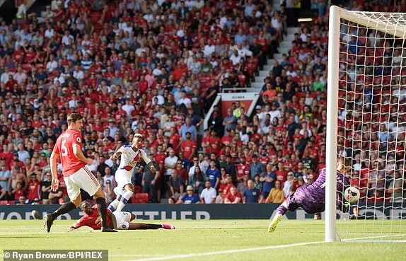 M.U thua sốc Crystal Palace ngay tại Old Trafford - ảnh 14