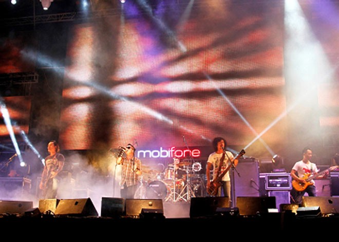 Tín đồ rock háo hức chờ đêm 'bão' MobiFone RockStorm Hà Nội - ảnh 4