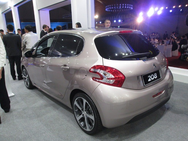 Hoa hậu Thu Thảo cùng Peugeot giới thiệu 4 xe sang trọng - ảnh 3