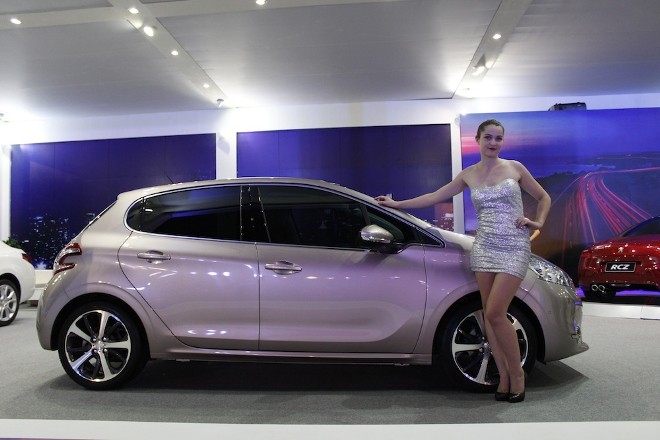 Hoa hậu Thu Thảo cùng Peugeot giới thiệu 4 xe sang trọng - ảnh 4