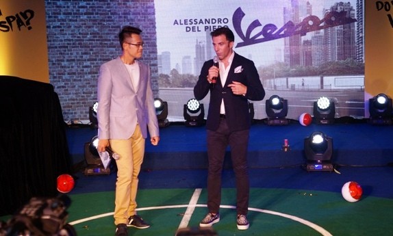 Vespa Sprint phiên bản Del Piero giá bao nhiêu? - ảnh 2