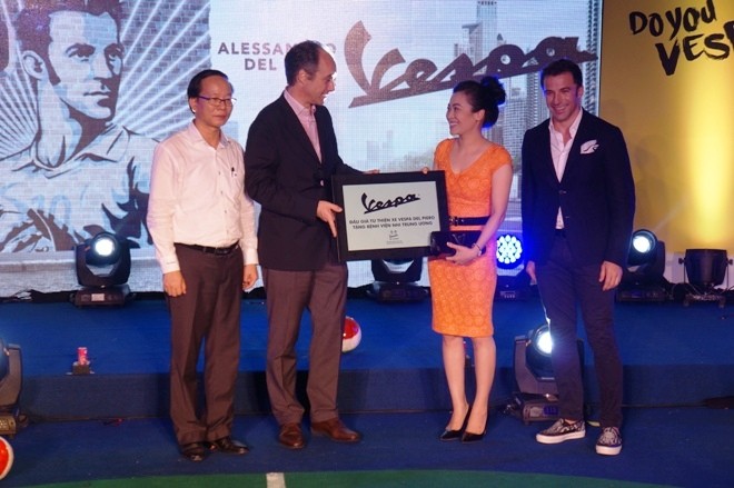 Vespa Sprint phiên bản Del Piero giá bao nhiêu? - ảnh 7