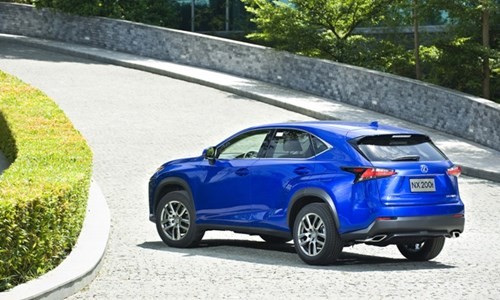 Giải golf Lexus treo thưởng xế hộp tiền tỷ - ảnh 2