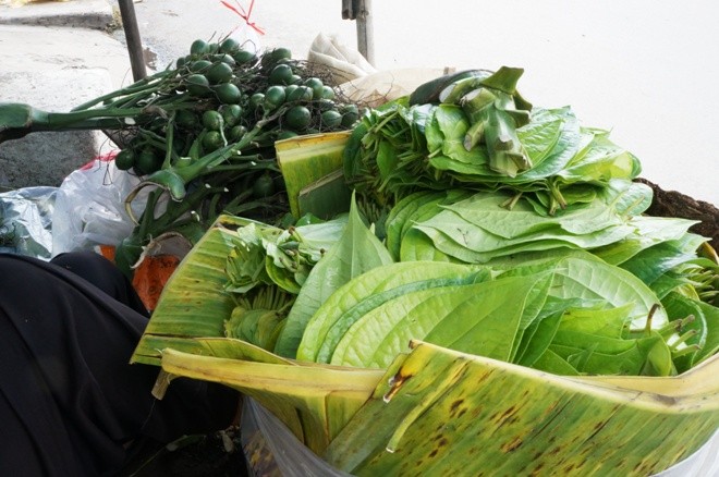 Lặng lẽ chợ trầu cau độc nhất giữa lòng Sài Gòn - ảnh 8