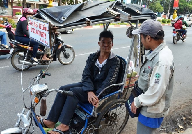 Tấm lòng vàng giữa phố - ảnh 4