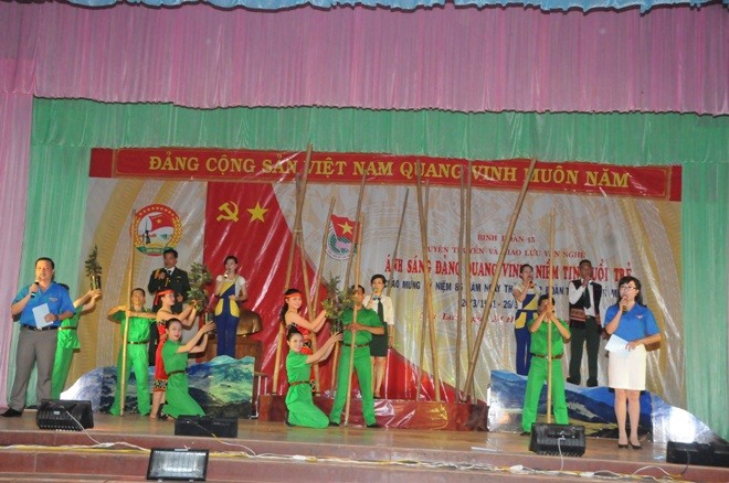 Sôi nổi hoạt động mừng sinh nhật Đoàn - ảnh 1