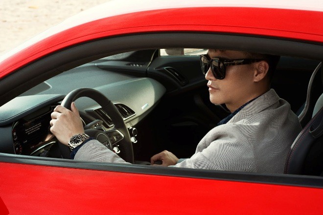 Tiền đạo Công Vinh 'đá cặp' cùng Audi R8 Coupe - ảnh 14
