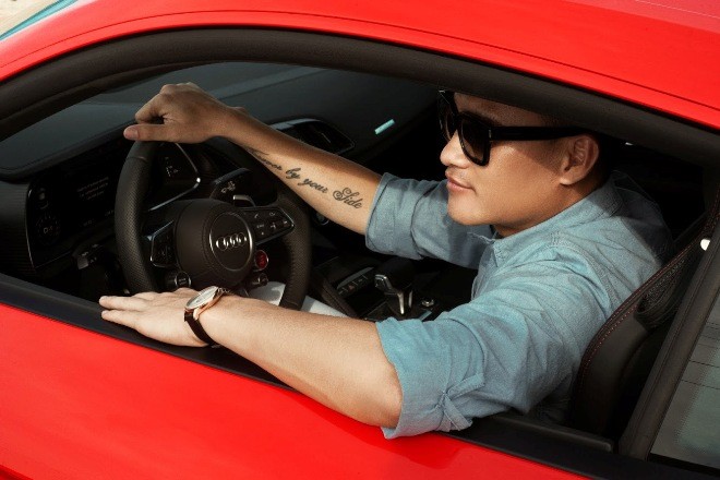 Tiền đạo Công Vinh 'đá cặp' cùng Audi R8 Coupe - ảnh 18