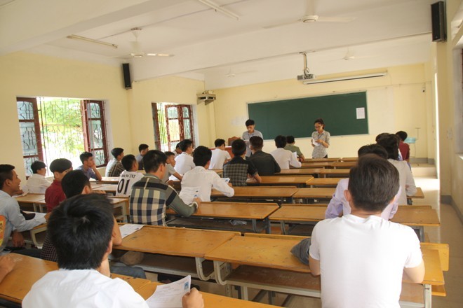 Trên 98% thí sinh đến làm thủ tục thi tại cụm Vinh - ảnh 1