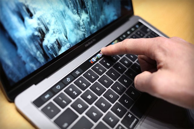 Những thứ Apple ‘phũ phàng’ loại bỏ trên MacBook Pro 2016 - ảnh 3