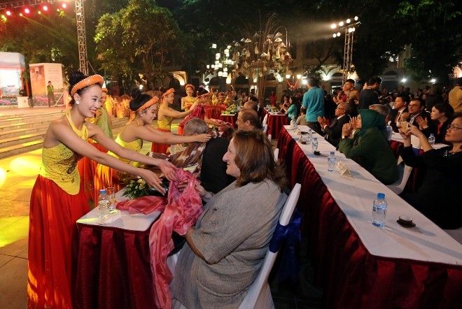 Khai mạc Triển lãm “Mỗi làng một sản phẩm 2016 - OVOP Việt Nam” - ảnh 3