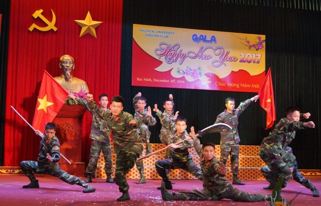 Học viên Quân đội viết thư pháp chào năm mới - ảnh 7