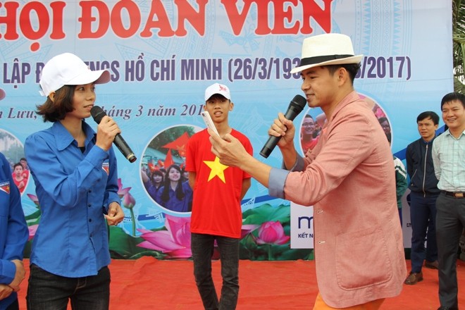 Danh hài Xuân Bắc làm nóng “ngày hội đoàn viên” tại Nghệ An - ảnh 2