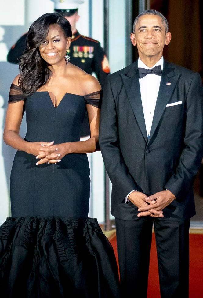 Tổng thống Obama khen đường cong của vợ trên tạp chí Time - ảnh 1