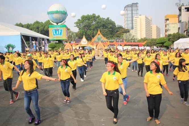 Hơn 600 bạn trẻ hiến máu, nhảy flashmob - ảnh 3