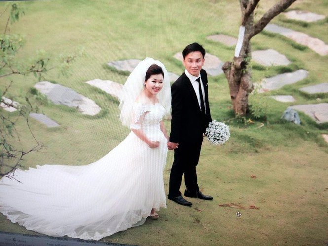 Đại gia Sơn La chơi trội rước dâu bằng 20 máy xúc - ảnh 1