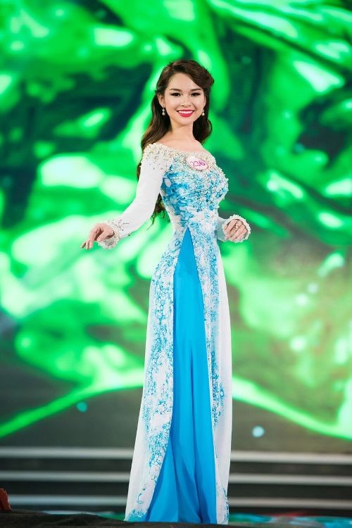 30 thí sinh hoa hậu khoe nét nền nã trong tà áo dài - ảnh 3